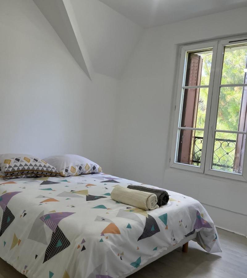 Résidence Banlieue Parisienne Neuilly Esterno foto