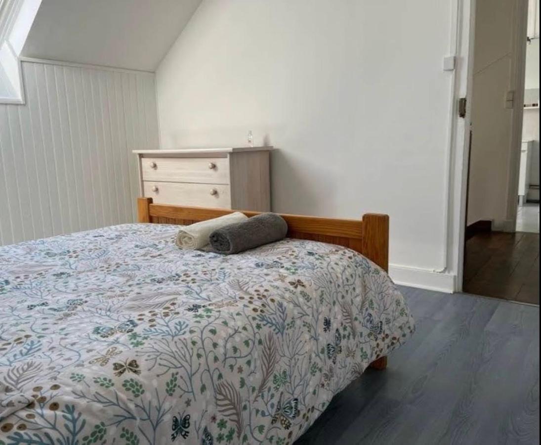 Résidence Banlieue Parisienne Neuilly Esterno foto