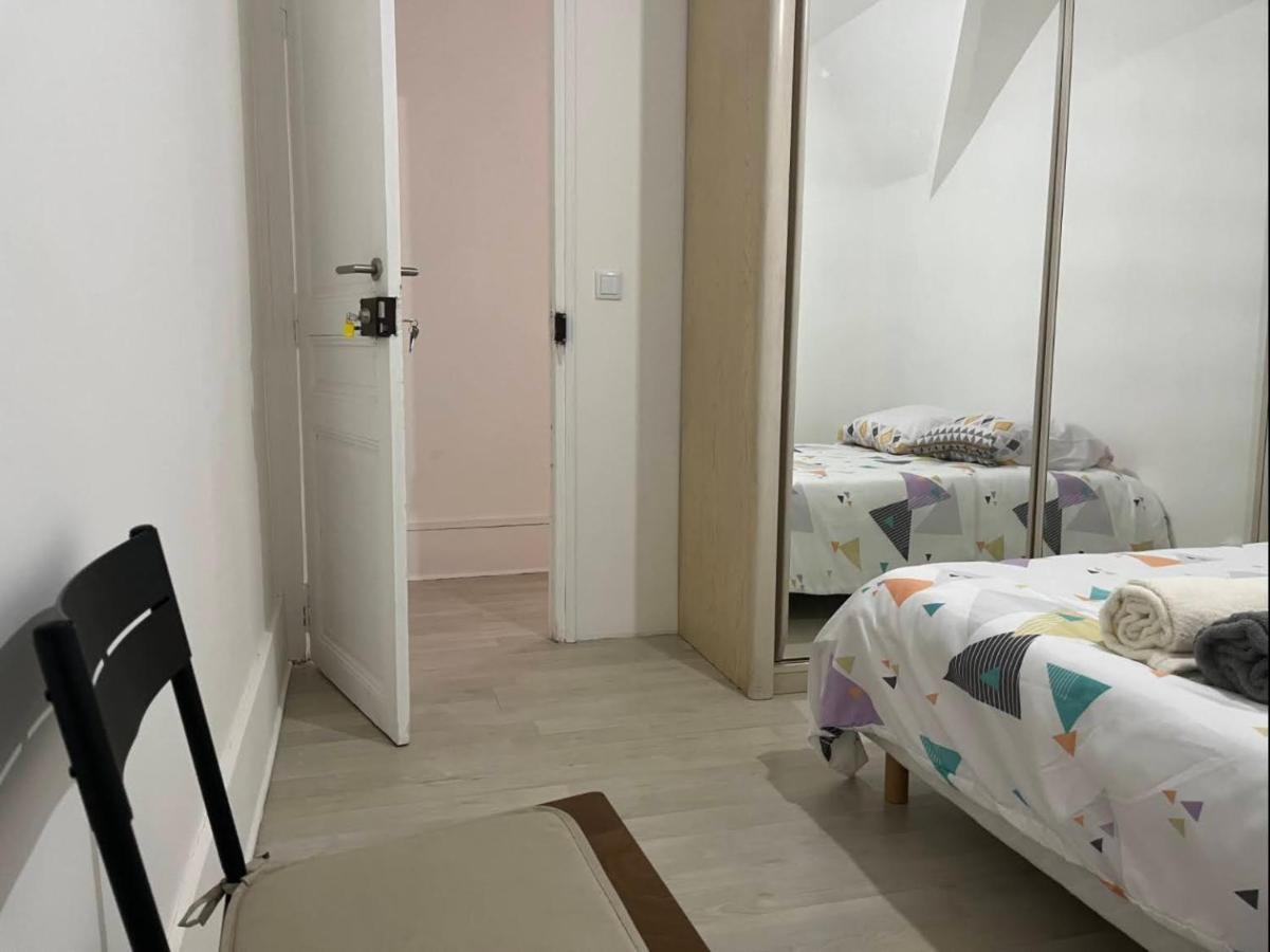 Résidence Banlieue Parisienne Neuilly Esterno foto